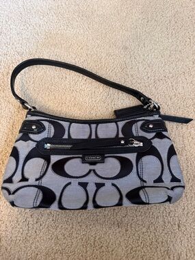 Vintage Coach Gray and Black Signature Shoulder Bag